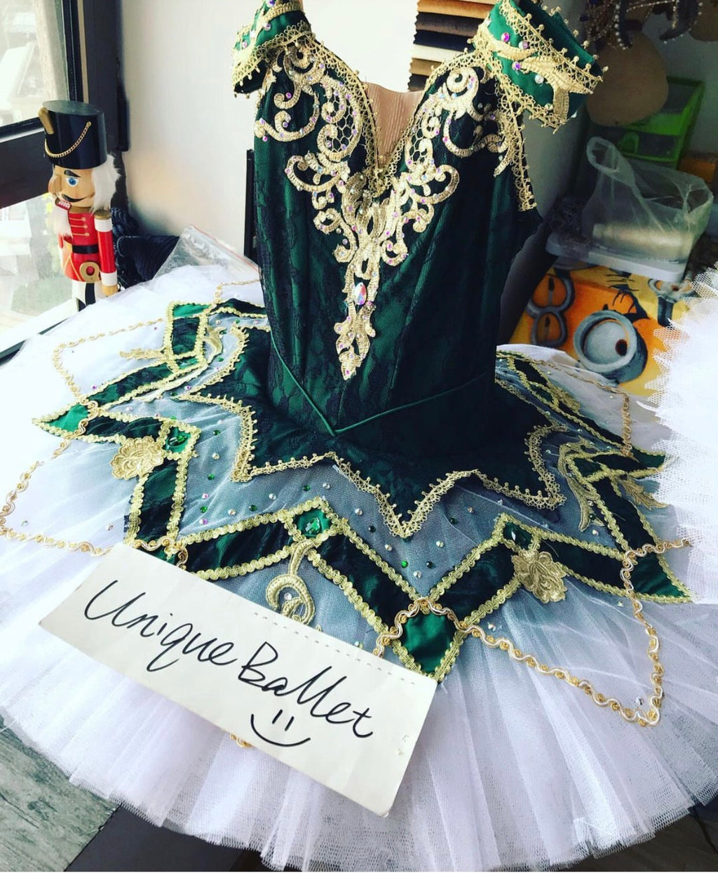 Professional Green Black Lace Golden Trims La Esmeralda Jewelry Fairy Classical Ballet TuTu Costume