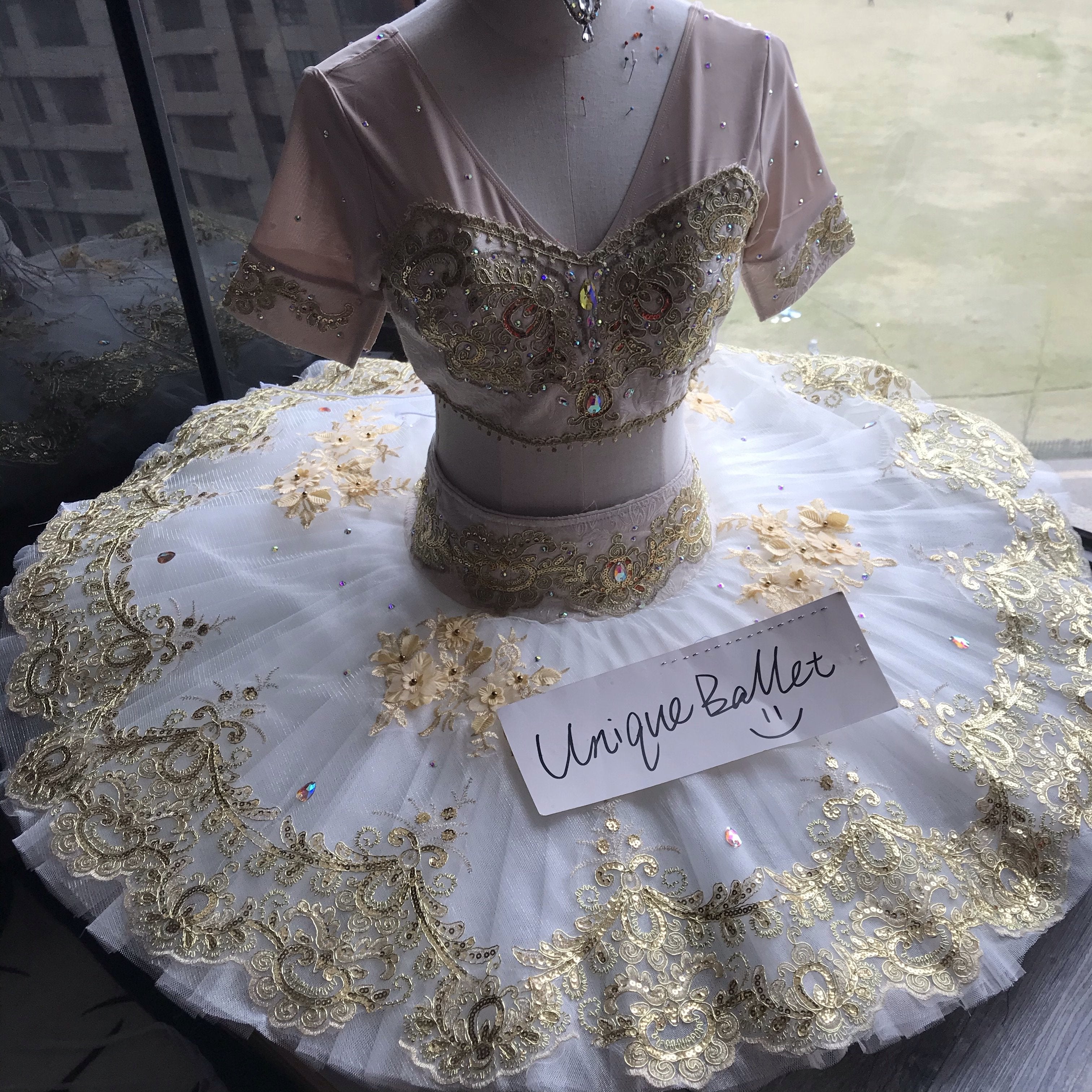 **Sample Discount** Professional La Bayadere Shade Costume Odalisque Le Corsaire 2 Pieces Cream White Golden Classic Ballet TuTu Costume With Hooks